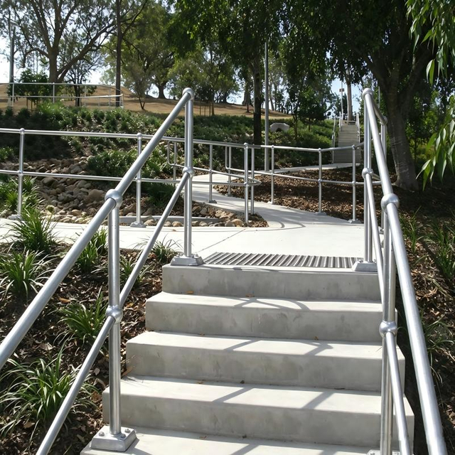 Corrosion Resistant Outdoor Spherical Connection Railing