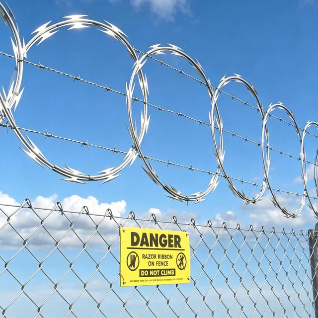 Hot Dip Galvanized Razor Barbed Wire for Airport Security
